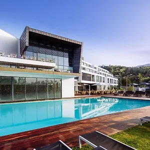 Hotel &