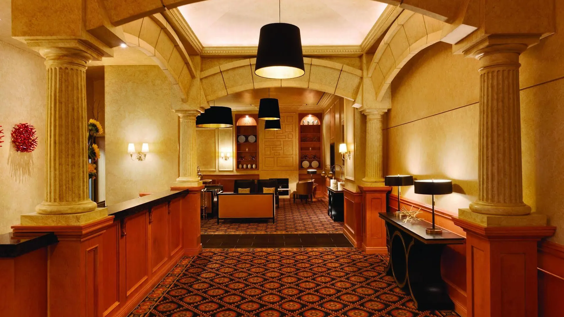 Executive Hotel Le Soleil New York 4*,