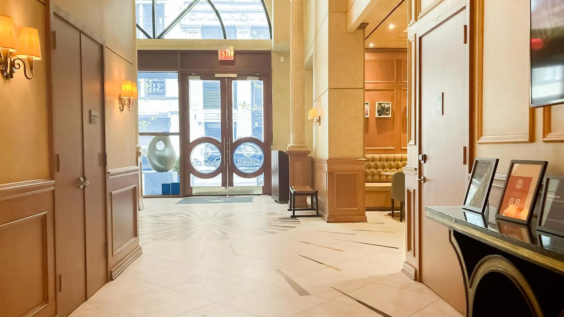 Executive Hotel Le Soleil New York