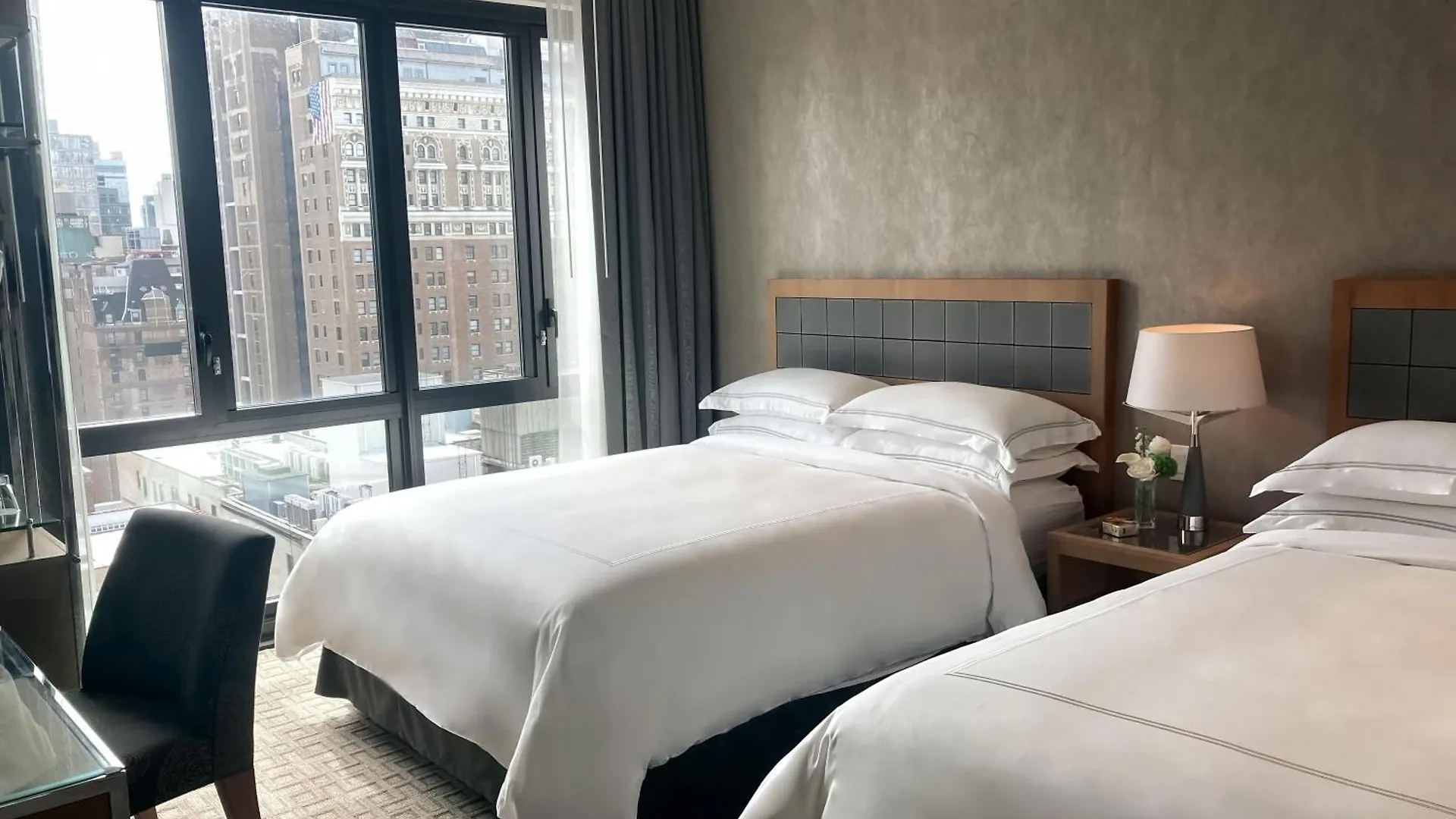 Executive Hotel Le Soleil New York