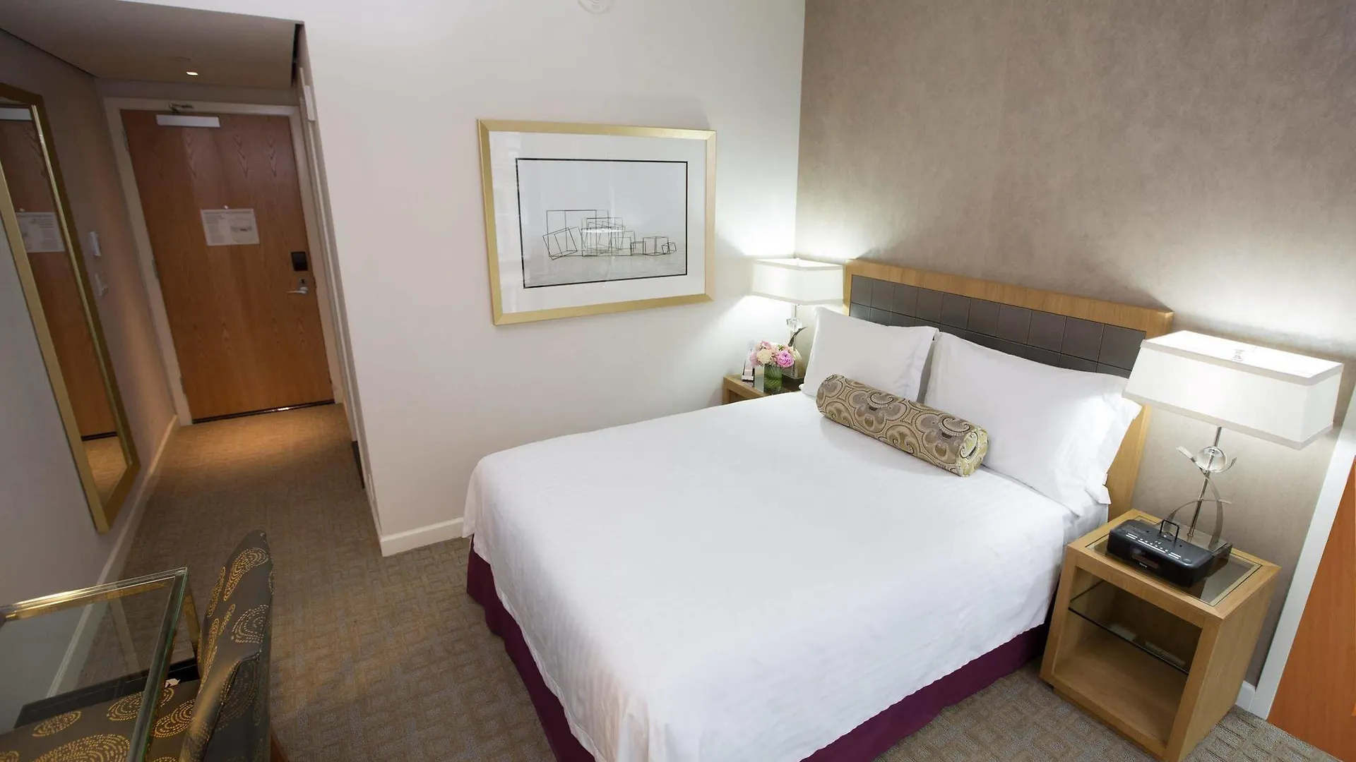 Executive Hotel Le Soleil New York